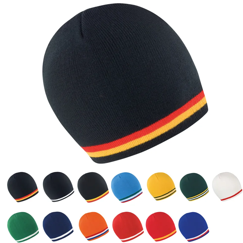 RC368 Result Winter Essentials Mütze Flaggen-Design
