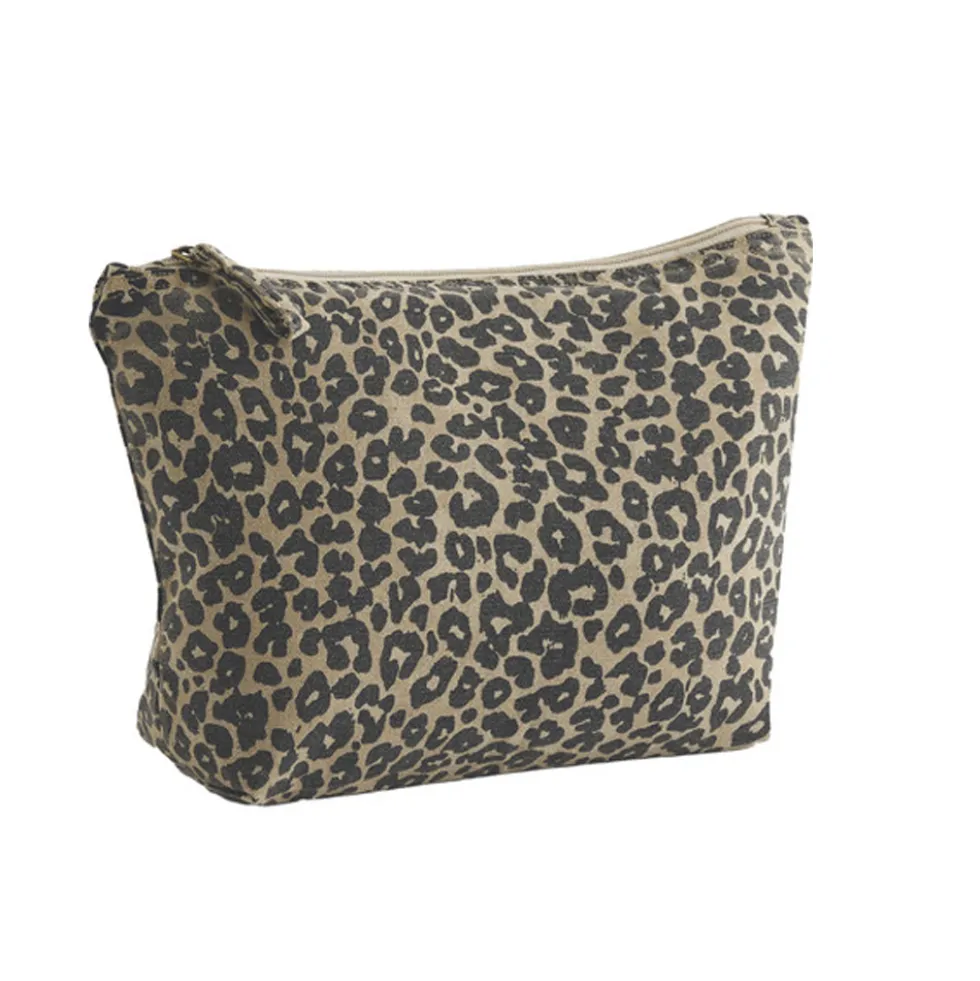 WM330 Westford Mill Accessoire-Tasche aus Canvas mit Leopardenmuster